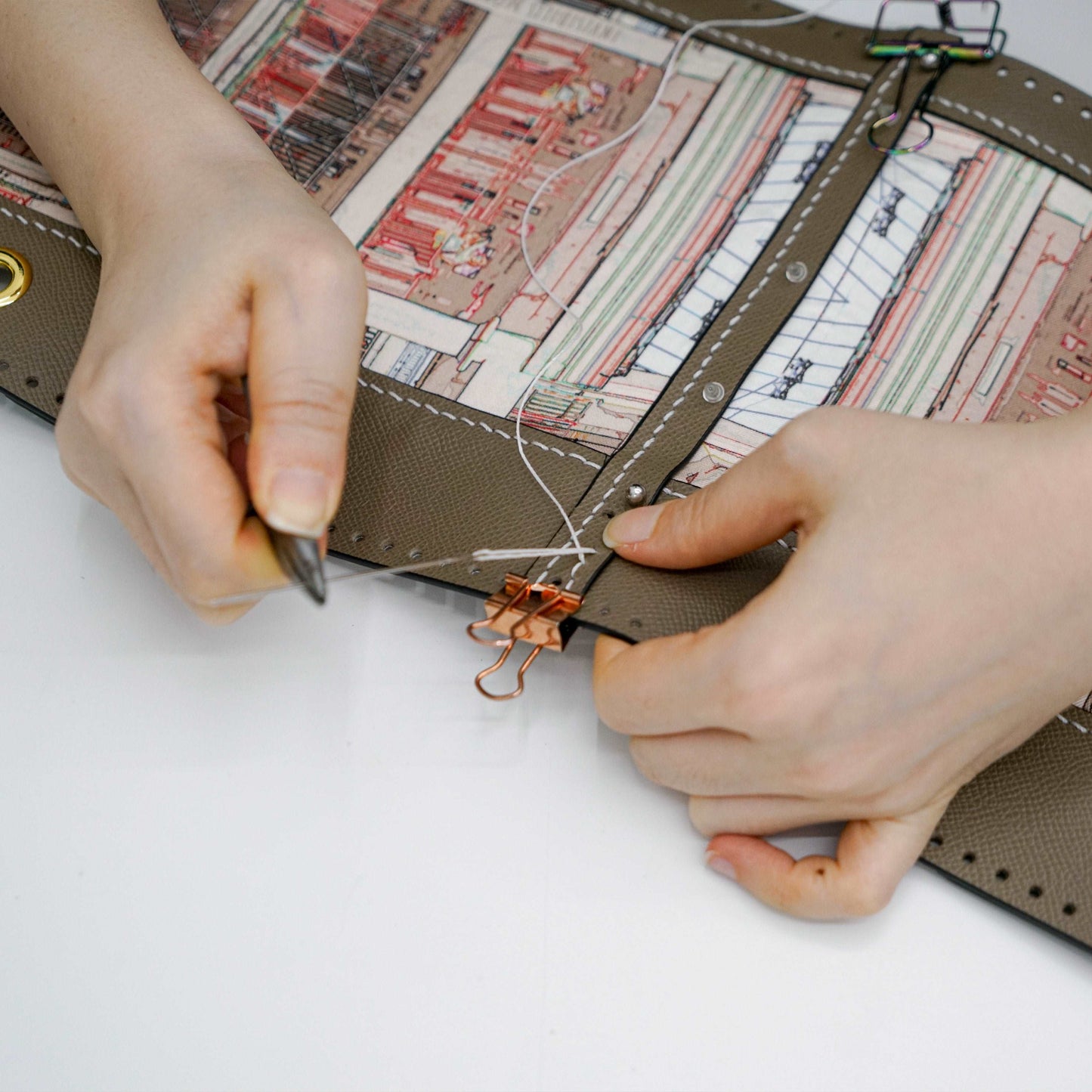 限量款:真絲水桶包 Silk-Leather Bucket Bag ( 3 pieces only )