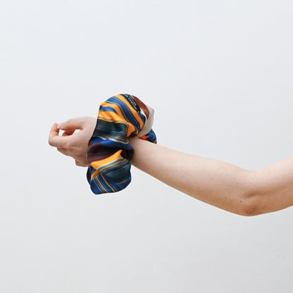 Invisibilis Moveré Premium statement silk scrunchie - Stripy - Size Extra Large - Made in Hong Kong - 真絲髮圈 - 香港製造