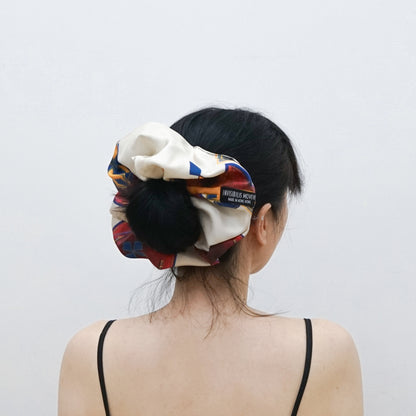 Invisibilis Moveré Premium statement silk scrunchie - Size Extra Large - Made in Hong Kong - 真絲髮圈 - 香港製造